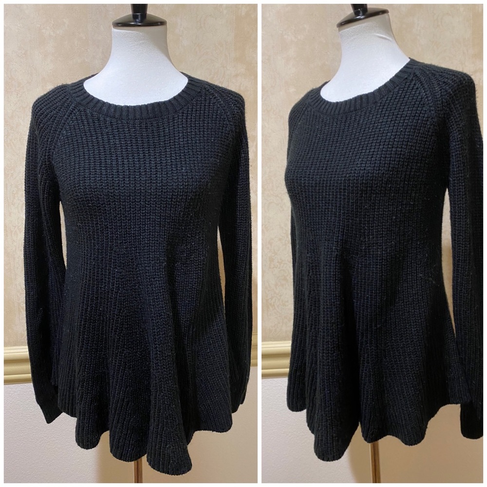 Black Basic Sweater - image 1